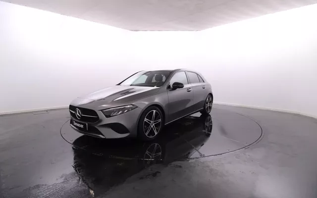 Mercedes-Benz Classe A - 180 d Progressive Advanced Plus / Vidros Escurecidos / Pack Night