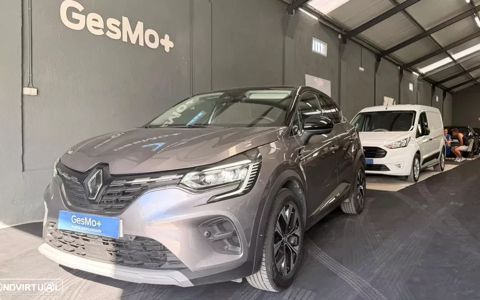 Renault Captur 1.0 TCe Techno Bi-Fuel