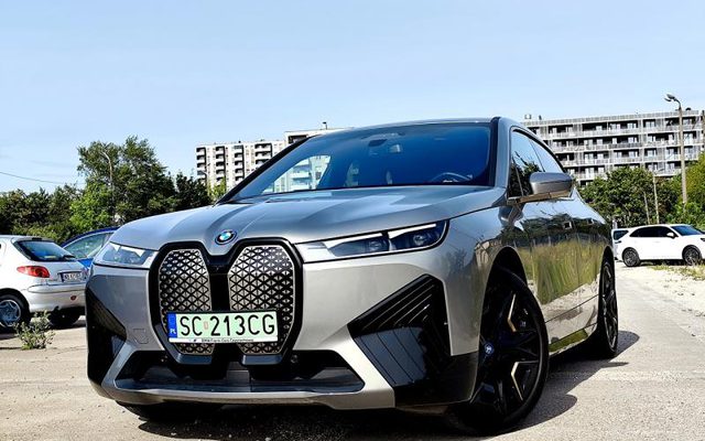 BMW IX 2022