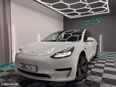 Tesla Model 3 Standard RWD