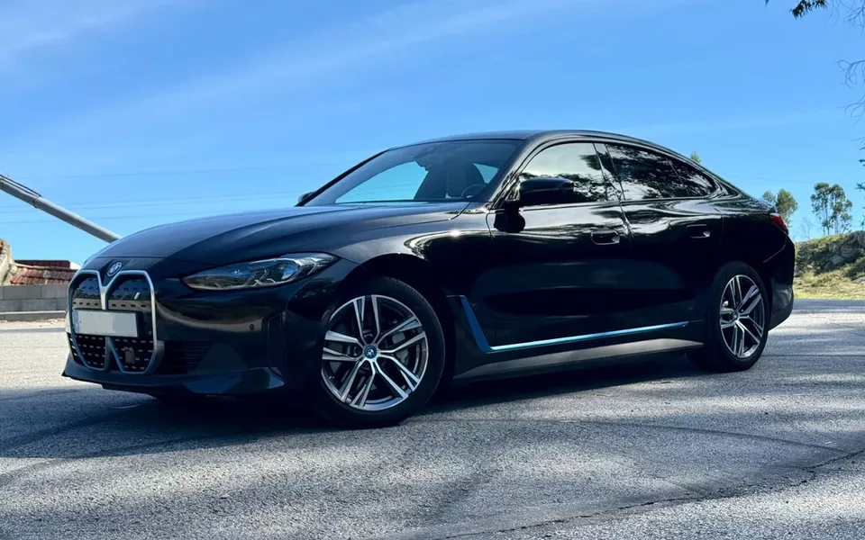 BMW i4
