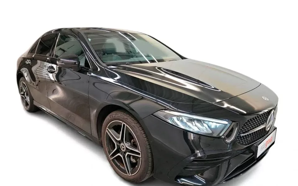 Mercedes-Benz A 250 Limousine e AMG Line