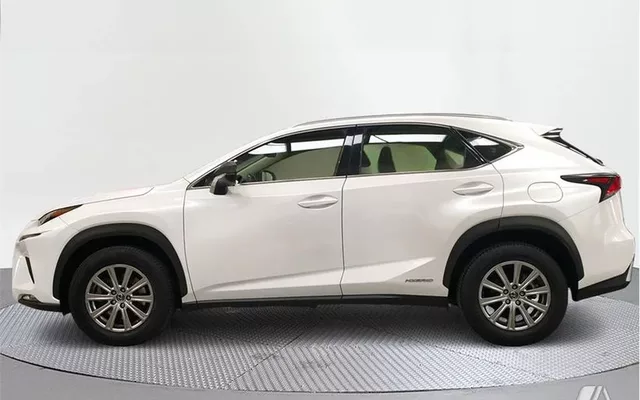 LEXUS NX NX 300h Business 2WD - 28000€ en Grnada