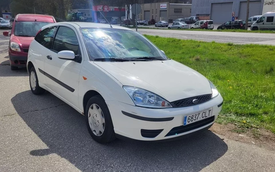 FORD Focus Focus 1.4 Intro - 3150€ en Ripoll