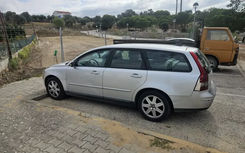 Volvo V50