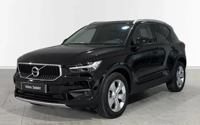 VOLVO XC40 XC40 D3 Momentum Pro AWD Aut.