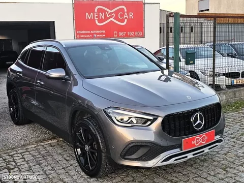 Mercedes-Benz GLA 180 d 8G-DCT Progressive