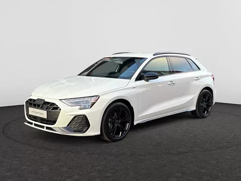 AUDI A3 Sportback Sline 1.5TFSI 116pk Stronic Platinum Shadowlook