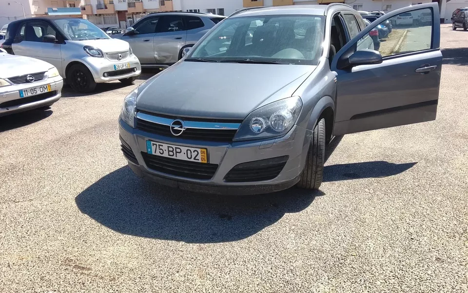 Opel Astra 1.4 Elegance