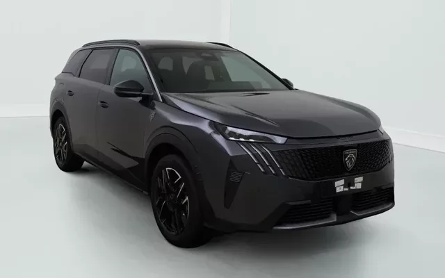 Peugeot 5008 GT Hybrid 145 hp e-DSC6 Zéro km immatriculé