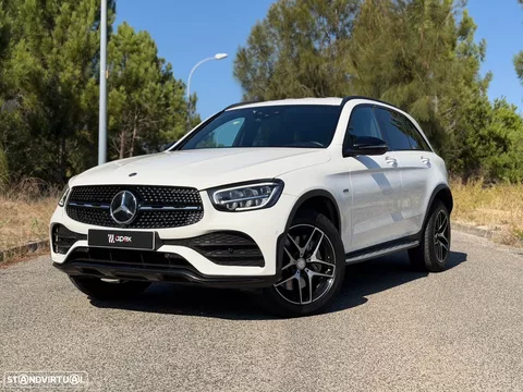 Mercedes-Benz GLC 300 de 4Matic 9G-TRONIC AMG Line