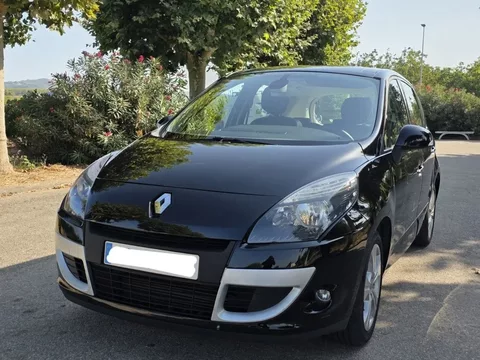 RENAULT Scénic Scénic 1.5dCi Family Edition 110
