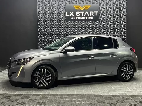 Peugeot 208 1.2 PureTech Allure EAT8