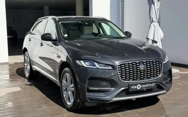 Jaguar F-Pace 2.0 P400e AWD SE