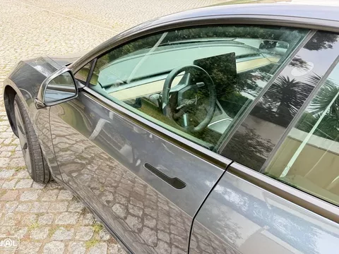 Tesla Model 3 Long Range Tração Traseira