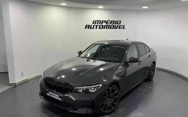 BMW 320 d Auto