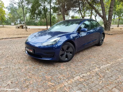 Tesla Model 3 Standard Range Plus RWD