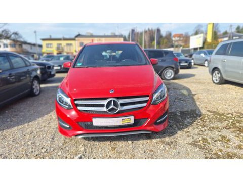 MERCEDES-BENZ B180 1.4D, 2017 rok