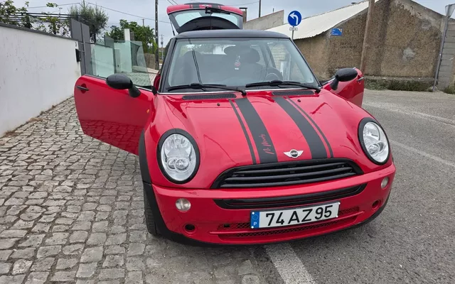 MINI Coupé