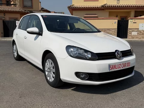 VOLKSWAGEN Golf Golf 1.6TDI CR Bluemotion Last Ed. 105 - 8299€ en Coria del rio