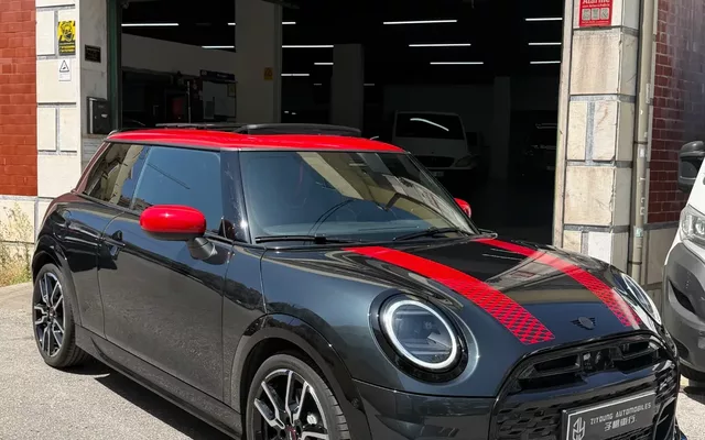 MINI 3 Portas Cooper C JCW M