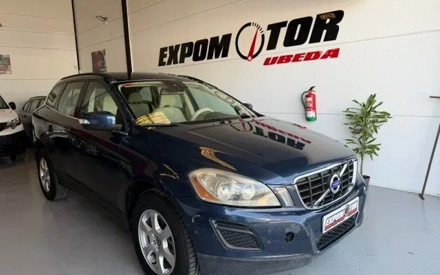 VOLVO XC60 XC60 D5 Kinetic AWD Aut.