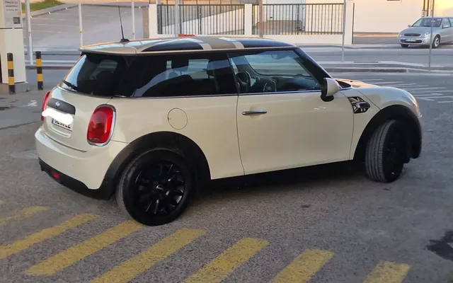 MINI 3 Portas One D