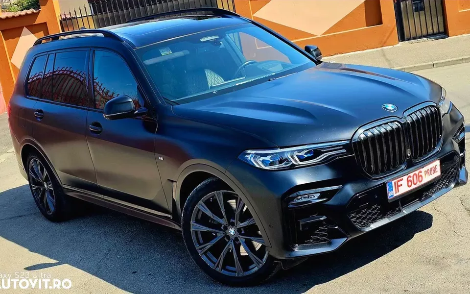 BMW X7 2022
