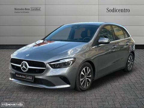 Mercedes-Benz B 180 d 8G-DCT Style