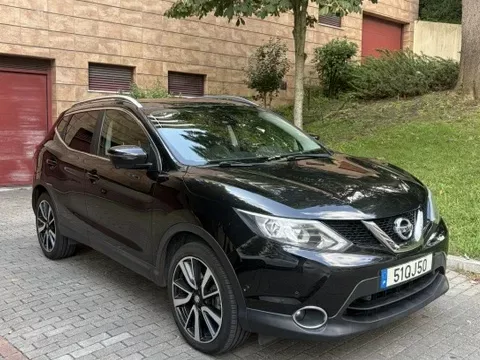 Nissan Qashqai 1.5 dCi Tekna Premium Pele