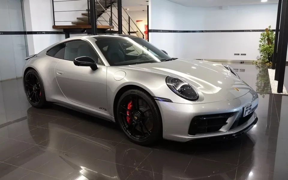 PORSCHE 911 911 Carrera 4 GTS Coupé PDK