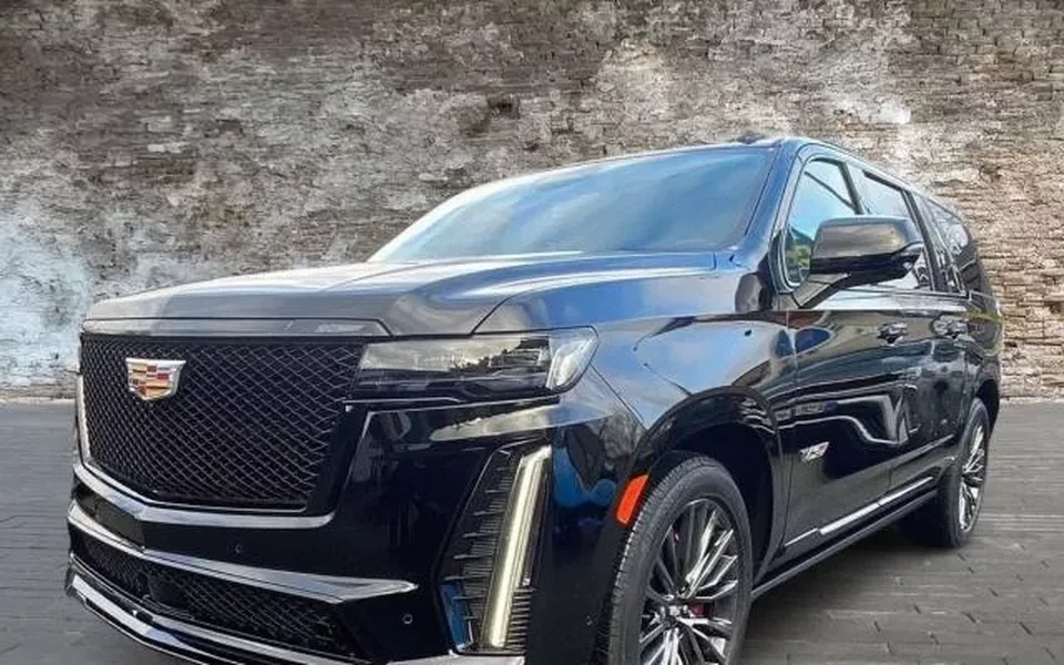 CADILLAC Escalade 6.2 L V8 ESV V - 240500€ en Banastas