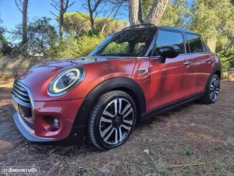 MINI 5 Portas Cooper Aut. 60 Years Chili
