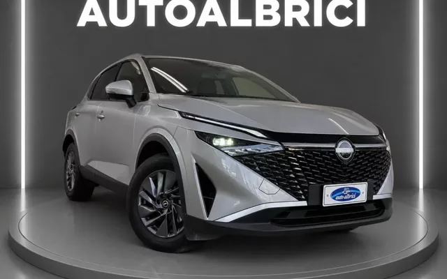 NISSAN Qashqai 1.3 MHEV 140 CV ACENTA usato Elettrica/Benzina Argento metallizzato