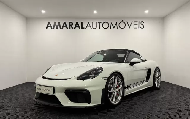 Porsche 718 Spyder Standard
