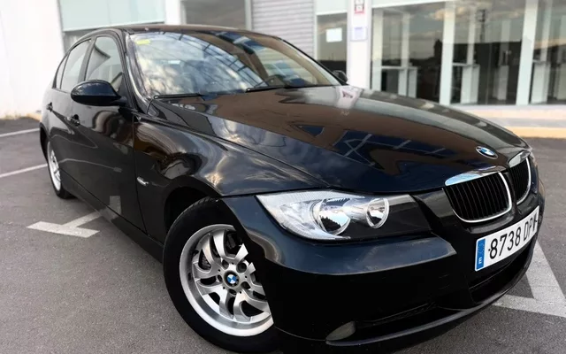 BMW Serie 3 320d Aut. - 4499€ en Andujar