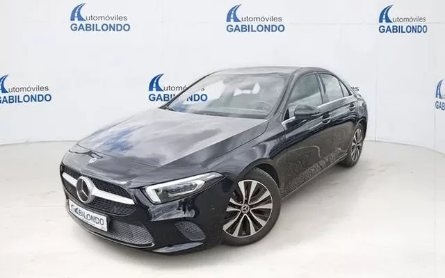 MERCEDES-BENZ Clase A Sedán A 180