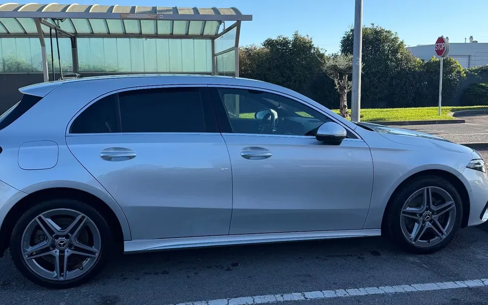 Mercedes-Benz A 250 e AMG Line