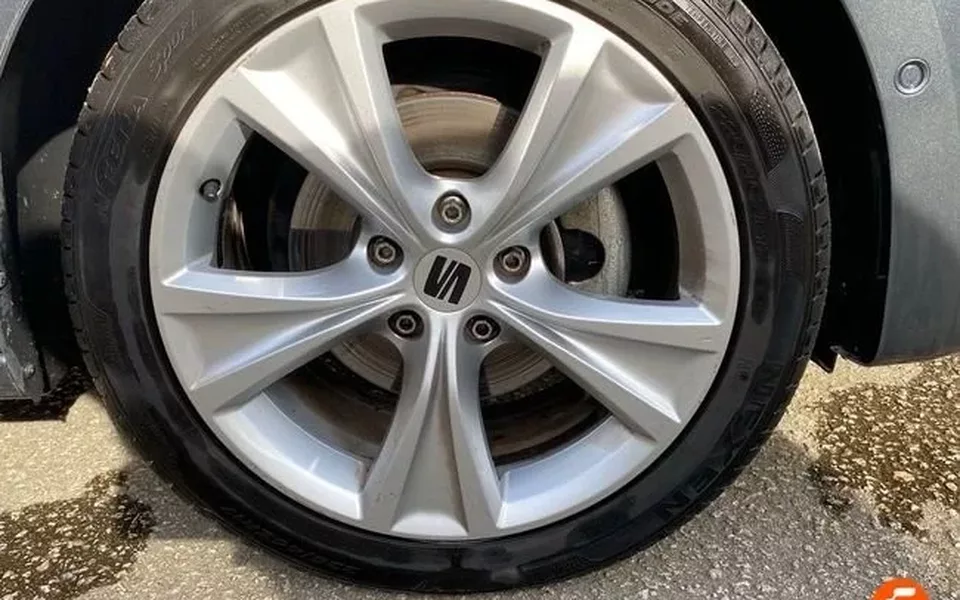 SEAT León 1.0 eTSI 81kW DSG-7 S&S FR XL ECO