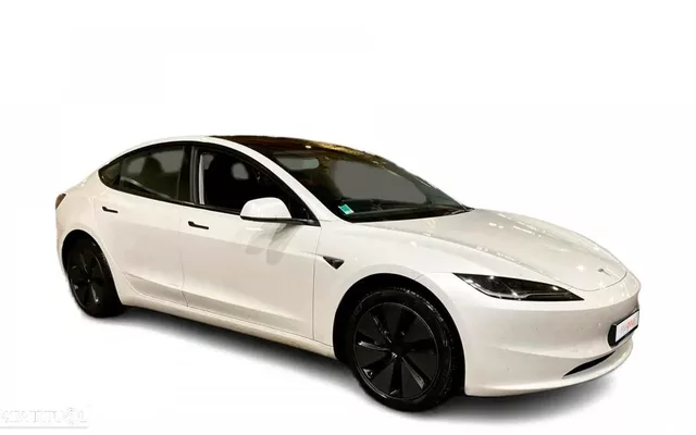 Tesla Model 3 Standard RWD