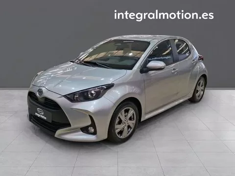 TOYOTA Yaris Yaris 120H 1.5 Active Plus