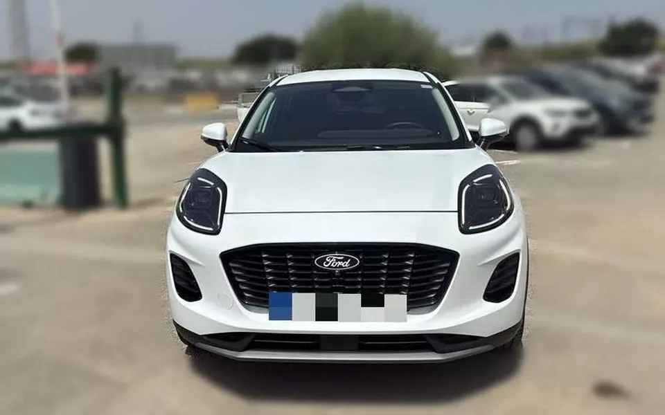 FORD Puma 1.0 EcoBoost Titanium