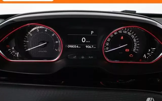 PEUGEOT 2008 1.2 PureTech GT Line