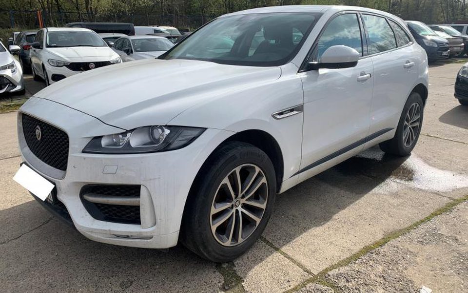 Jaguar F-PACE 2017