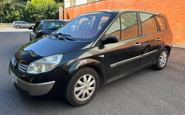 RENAULT Scénic Grand Scénic 2.0DCI Dynamique 7 pl.