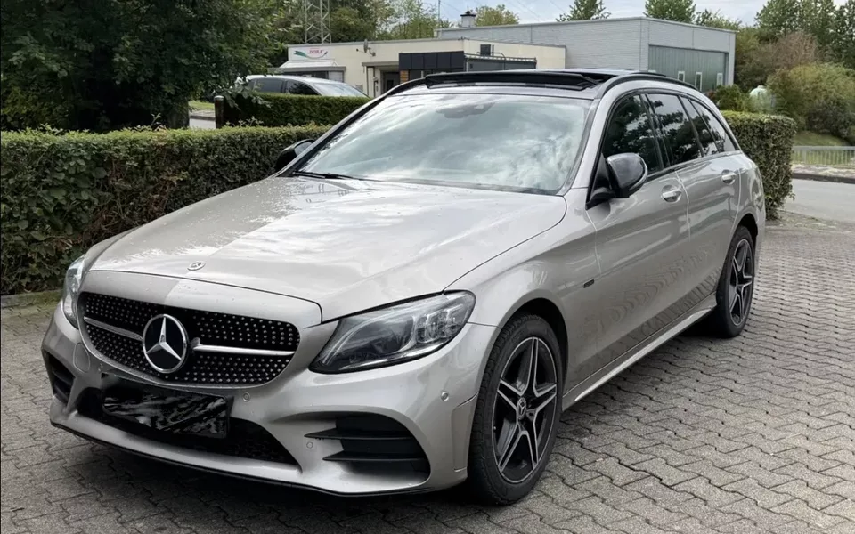Mercedes-Benz C 300 de T 9G-TRONIC AMG Line