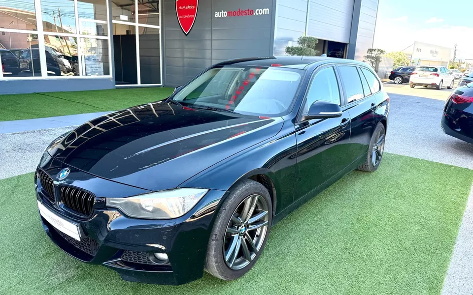 BMW 318 d Sport Auto