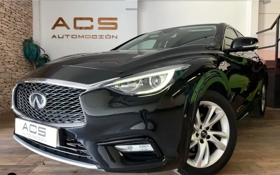 INFINITI Q30 Q30 1.5d Premium - 11990€ en Miguelturra