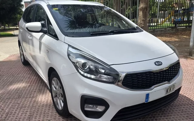 KIA Carens Carens 1.7CRDi VGT Eco-Dynamics Concept