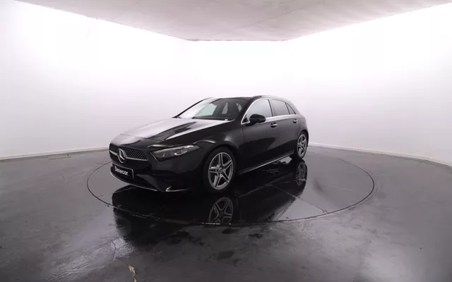 Mercedes-Benz Classe A - 180 d AMG Advanced Plus Cx. Aut. GPS / Vidros Escurecidos / LED